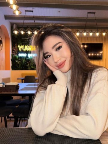 Саяка Молодая